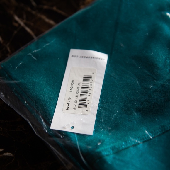 HERIONE SPORT LEGGINGS - NWT - Picture 3 of 3